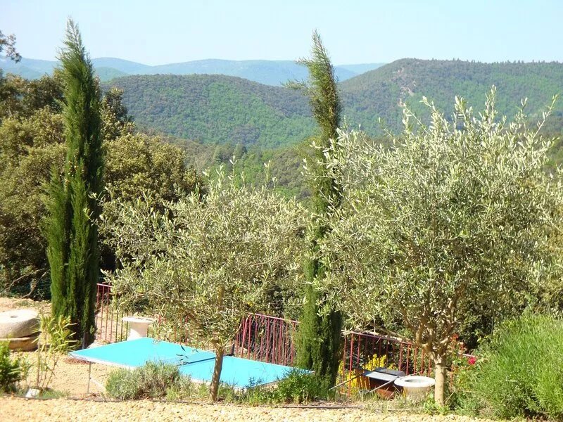 19th century mill. Private swimming pool. Luxurious services. Very peaceful