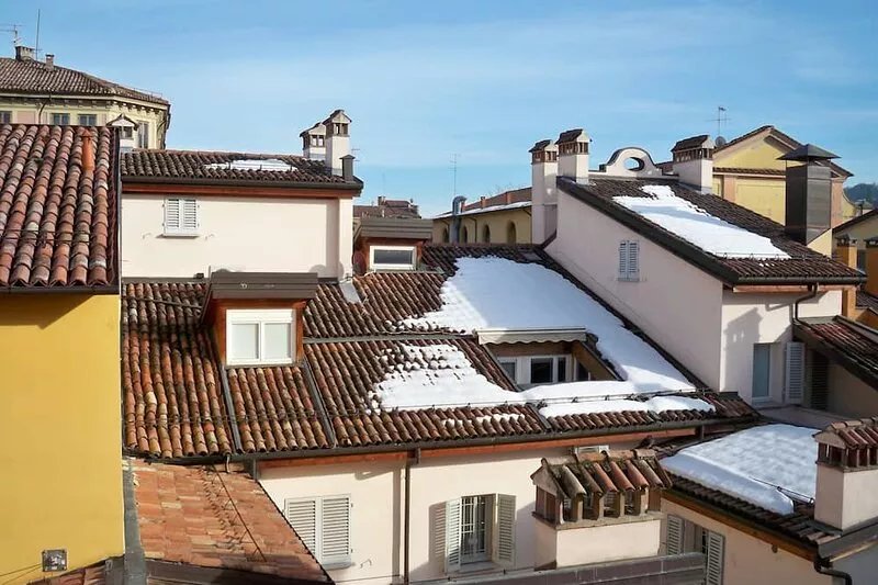 'Ca' di Vale': cozy flat in the centre of Bologna. Rooftops view of the town.