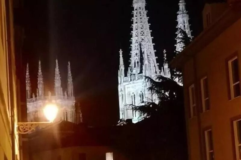 Cathedral and Castle: Tranquility in the heart of Burgos.