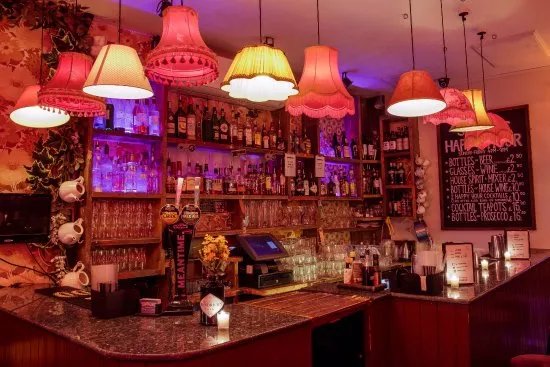 Simmons Bar | Mornington Crescent