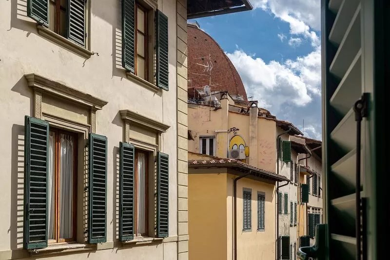 Eco-friendly deluxe suite San Lorenzo 2 minutesfrom Santa Maria Novella station