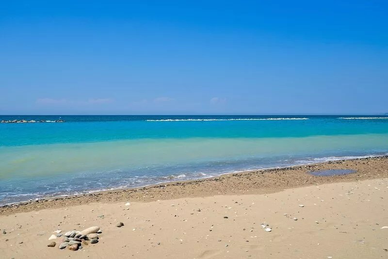 3 Bbr Villa with private pool on the beach, Stunning Location