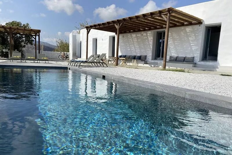 House in Paros, Greece, near the beach, sleeps 10