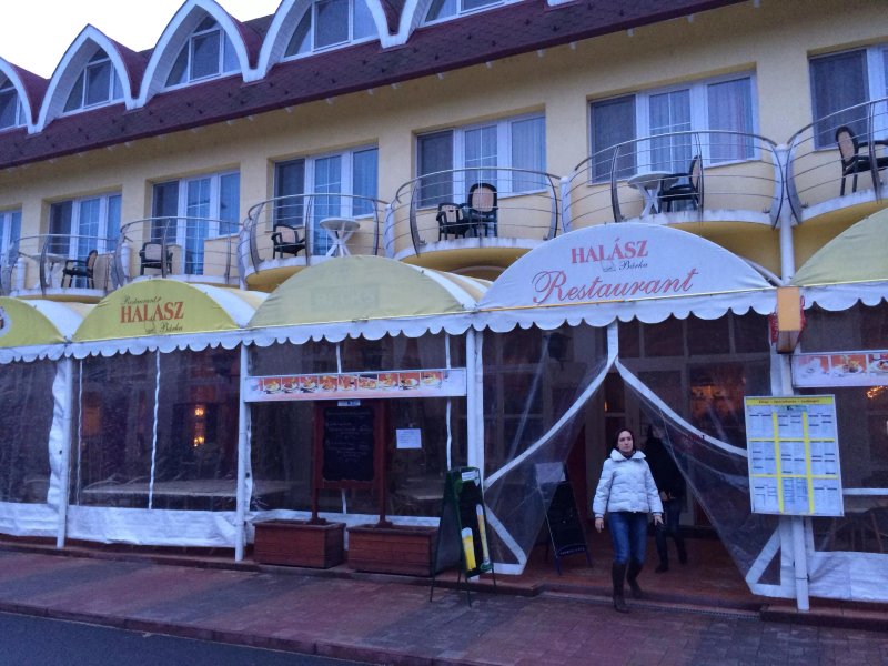 Halasz restaurant