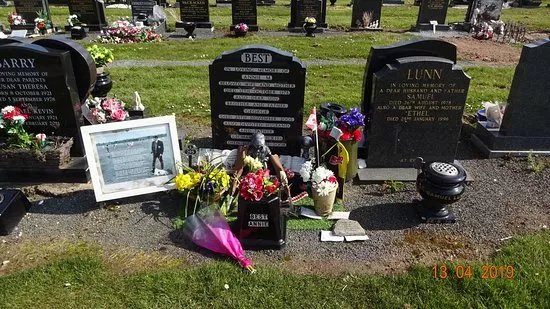 Roselawn Cemetery