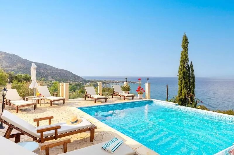 Villa Aquavitus - Three Bedroom Villa, Sleeps 7