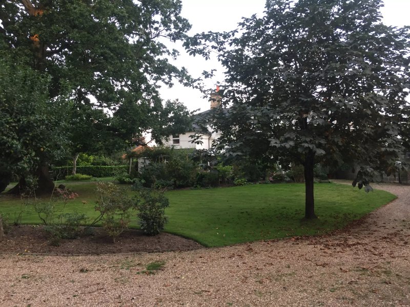Holly Lodge