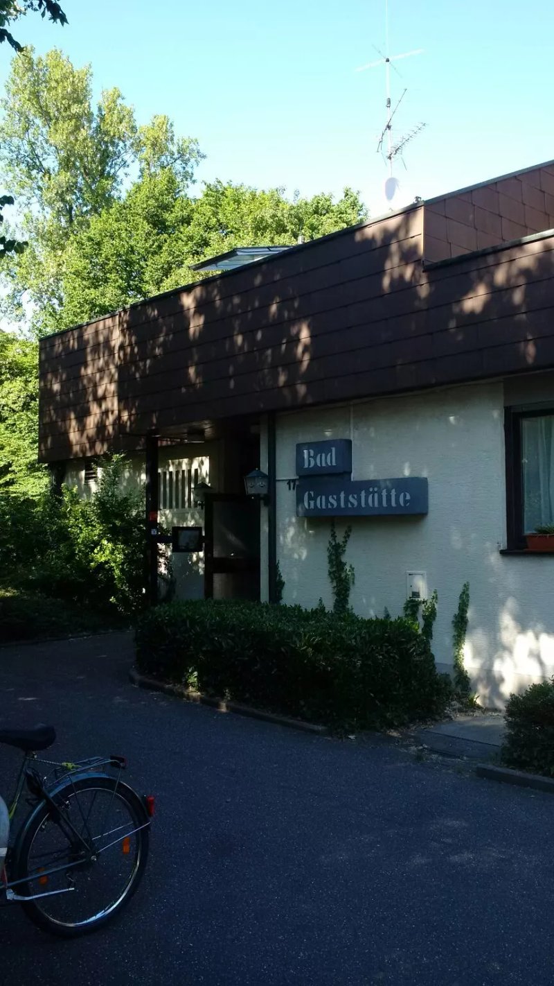 Badgaststatte