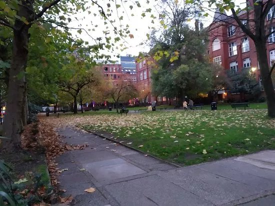 Sackville Gardens