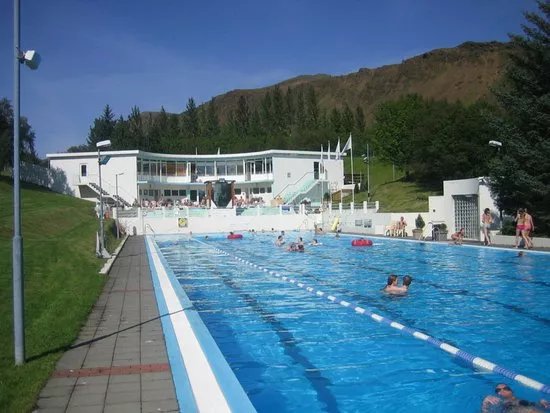 Sundlaugin Laugarskaroi