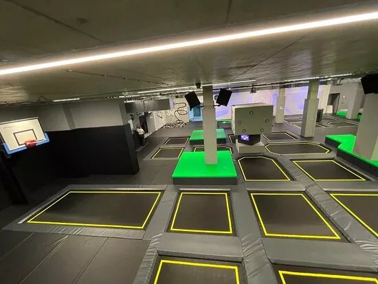 Freex - Interactive Trampoline Center