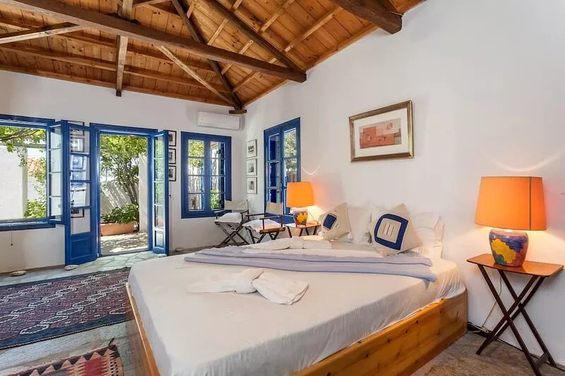 Villa Elaion With Private Pool- Sea Views -sleeps 4+1(sofa bed -cot- baby chair
