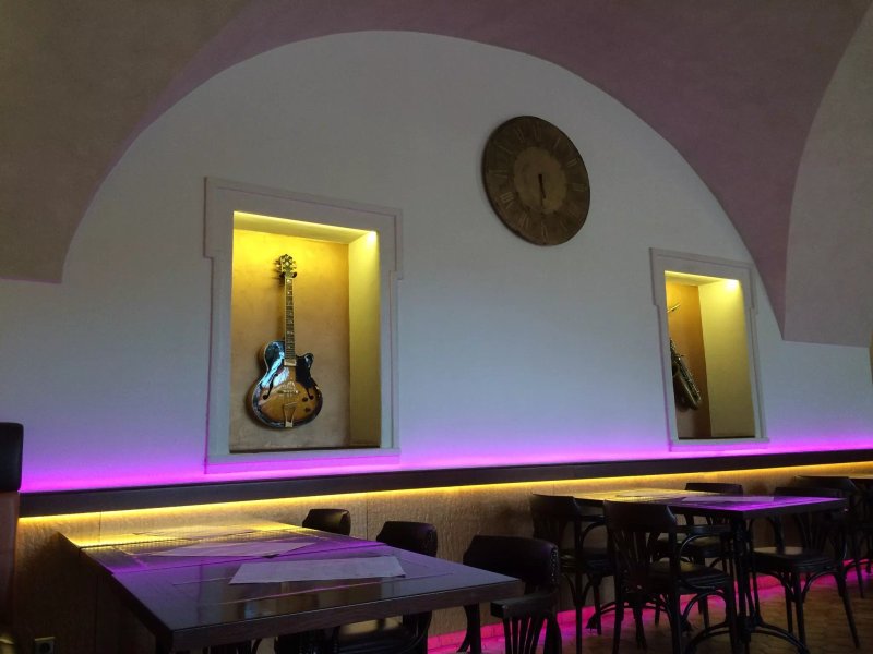 Restaurace U Zvonu