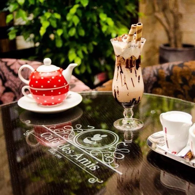Cafe Des Amis