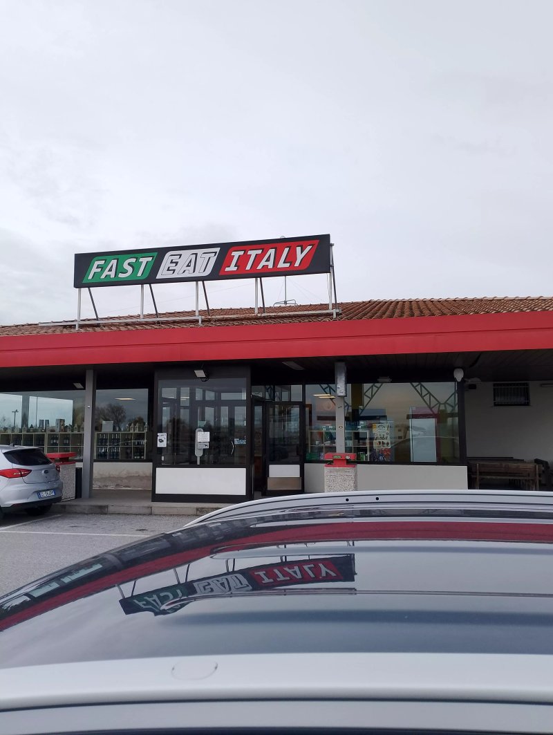 Fast Eat Italy