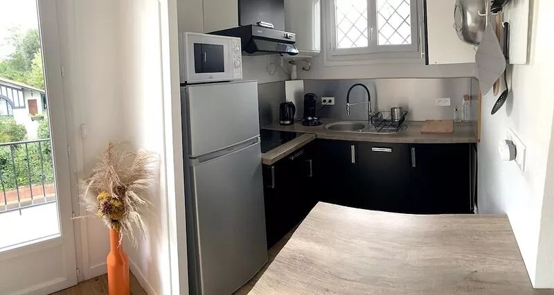 "L'Etale", apartment with terrace in the heart of the city center. 2 steps
