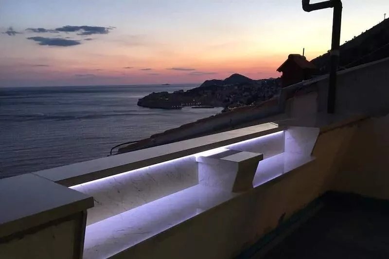 Apartment H&D - Two Bedroom Apartment with Balcony and Sea View