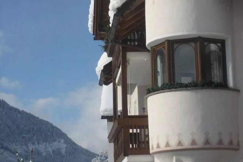 Quiet holiday home on the sunny side of St. Ulrich