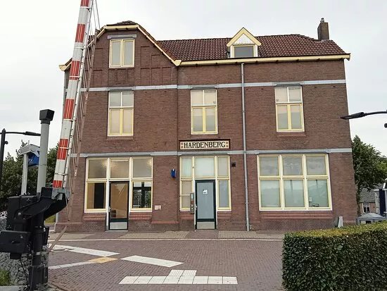 Hardenberg Station