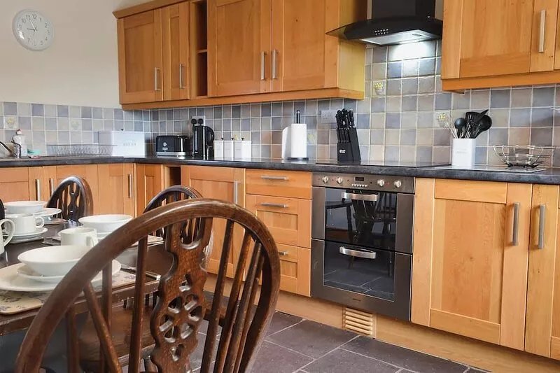 3 bedroom accommodation in Llanynghenedl, near Holyhead