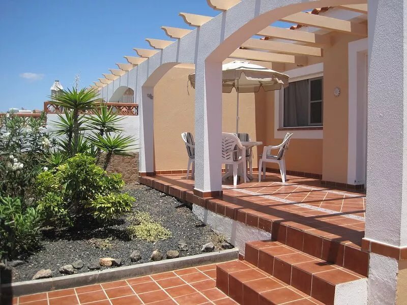 Luxury 2 Bedroom Bungalow With Communal Pool & Wifi On Golf Resort