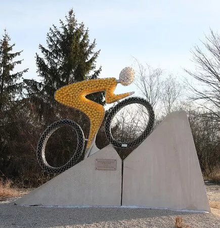 Statue Du Tour De France