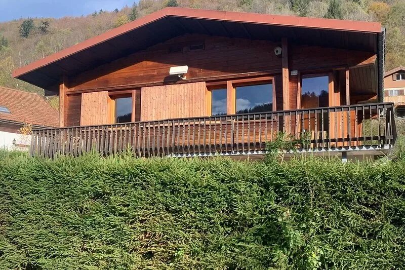 La Bresse, magnificent renovated chalet with private jacuzzi and sauna