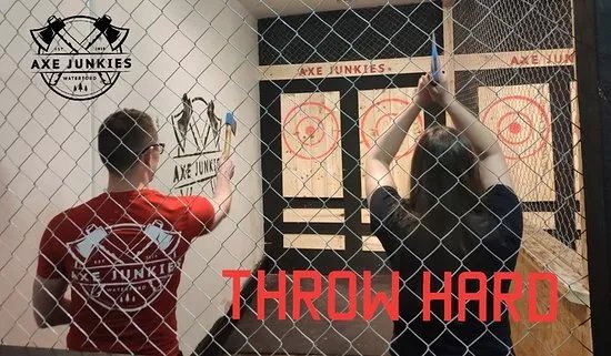 Axe Junkies Urban Axe Throwing