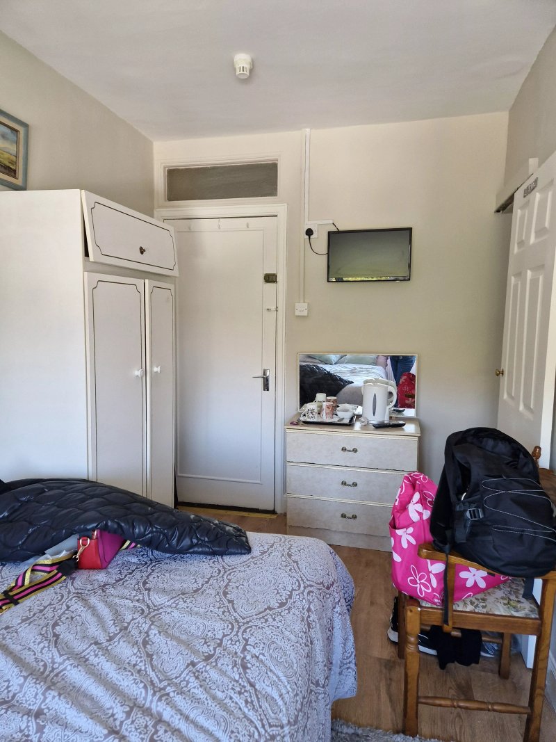 Breffni House B&B