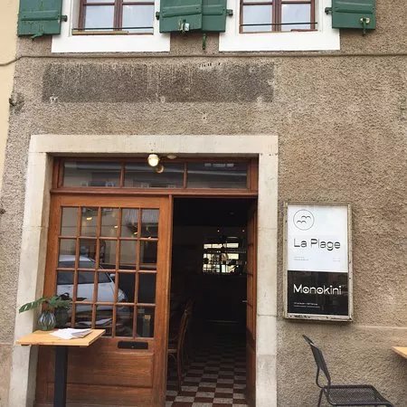 Cafe de La Plage