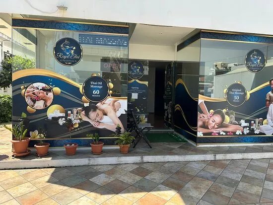 Royal Thai Tradition Massage