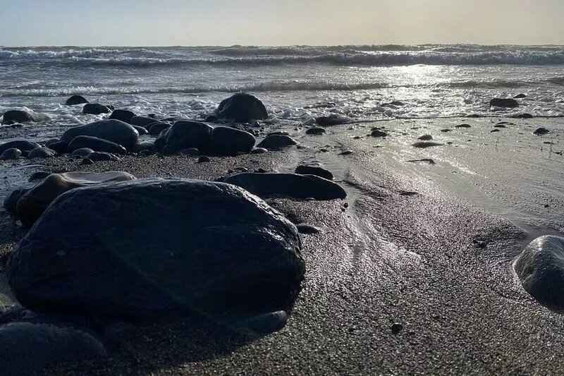 Delightful 2-Bed Holiday Home On The Welsh Coast