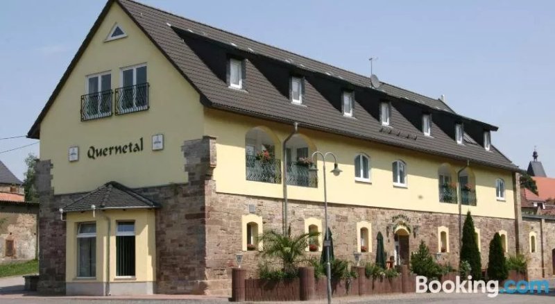 Quernetal Hotel