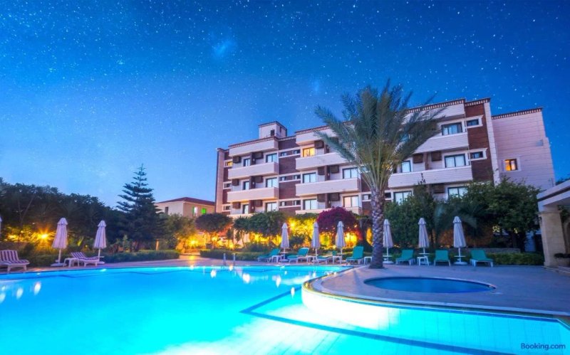 UPTOWN Buyuk Anadolu Kyrenia Hotel & Olympic Pool