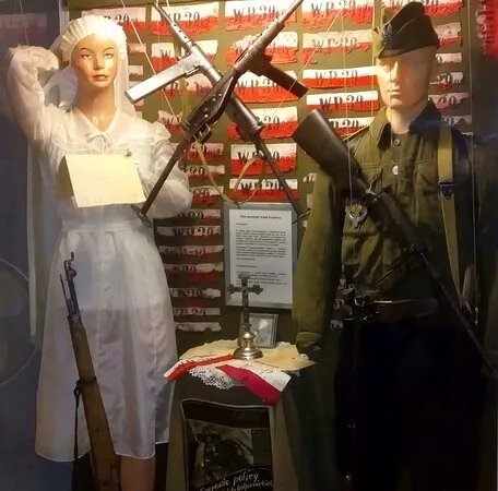 Prywatne Muzeum Podkarpackich Pol Bitewnych