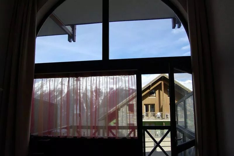 Open from 2/12/24. Apartment at the foot of the slopes, Oz resort, Alpe d'Huez
