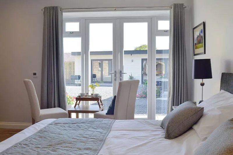 8 bedroom accommodation in Tarbolton, near Ayr