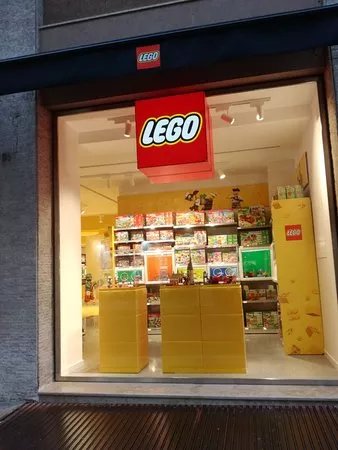 Lego Store