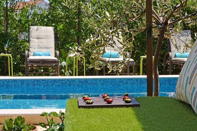 LUXURY VILLA w/ private Pool&Garden for 10+2 in Trogir, Okrug Gornji