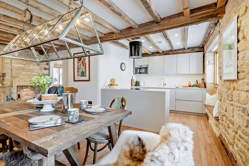 Beautifully Styled Dog Friendly - Butchers Flat