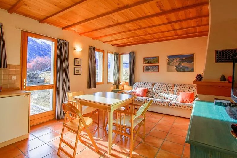 Le Miou: hameau des Chazals Nevache Hautes Alpes