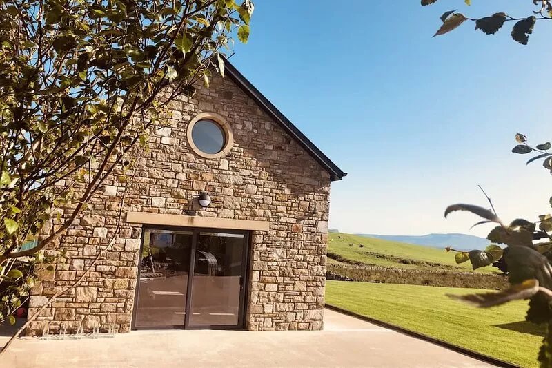3 bedroom home with snooker/ gym studio by the sea in Rossnowlagh, Co. Donegal
