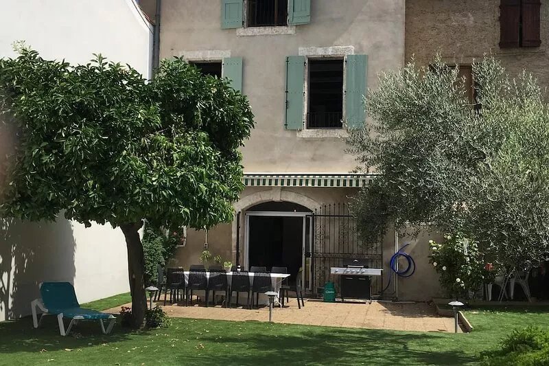 Elegant Vigneron on the Canal du Midi with private pool