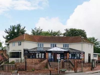 The Graces Bar & Grill