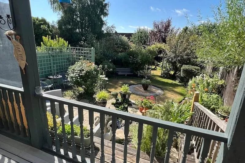 Beautiful spacious 2 Bedroom townhouse