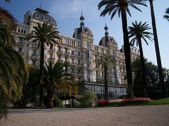 Ancien Hotel Regina