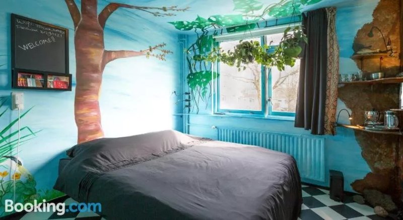 Arty House