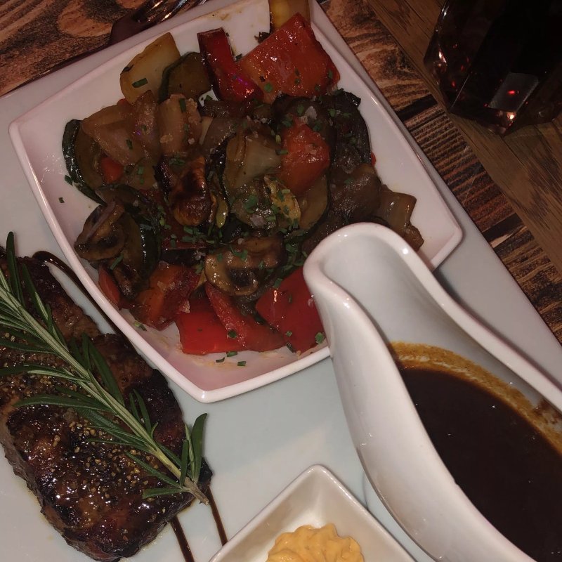TOURO Burger & Steakhouse