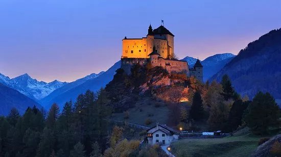 Discover Romania Travel