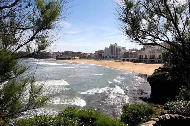 BIARRITZ_FACE MER_GD APPT T3_STANDING_PLAGES_PISCINE_TENNIS
